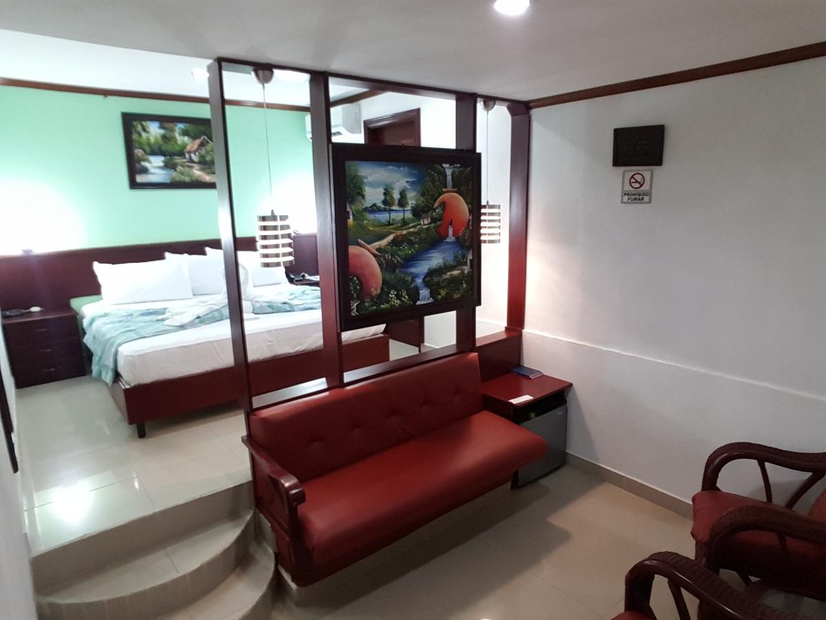Hotel Don Vito Estelí Екстериор снимка